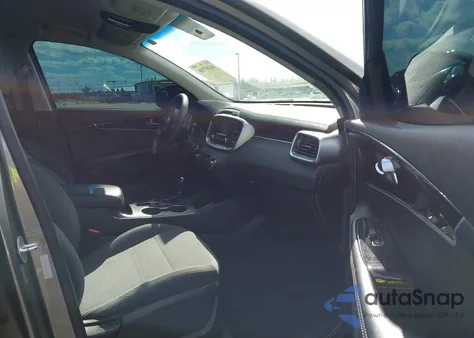 2016 Kia Sorento 3.3L Lx z USA, uszkodzony, nr VIN 5XYPG4A50GG144325